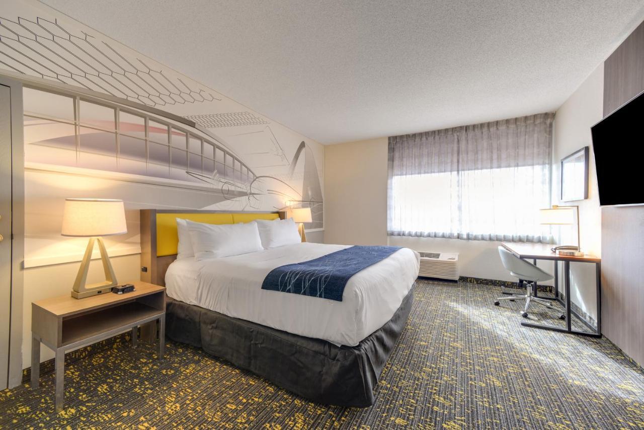 Saint Louis Airport Hotel Woodson Terrace Dış mekan fotoğraf