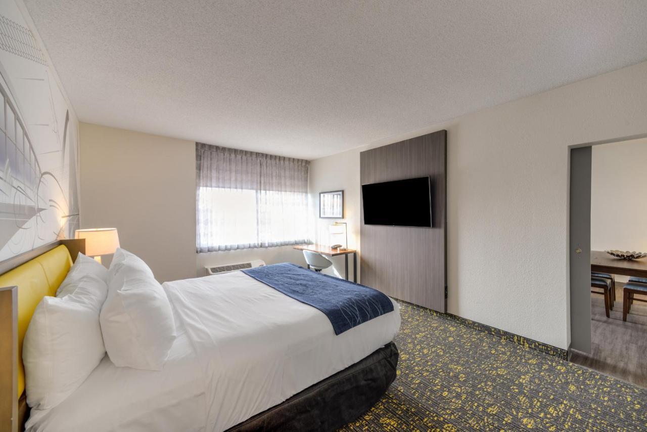 Saint Louis Airport Hotel Woodson Terrace Dış mekan fotoğraf