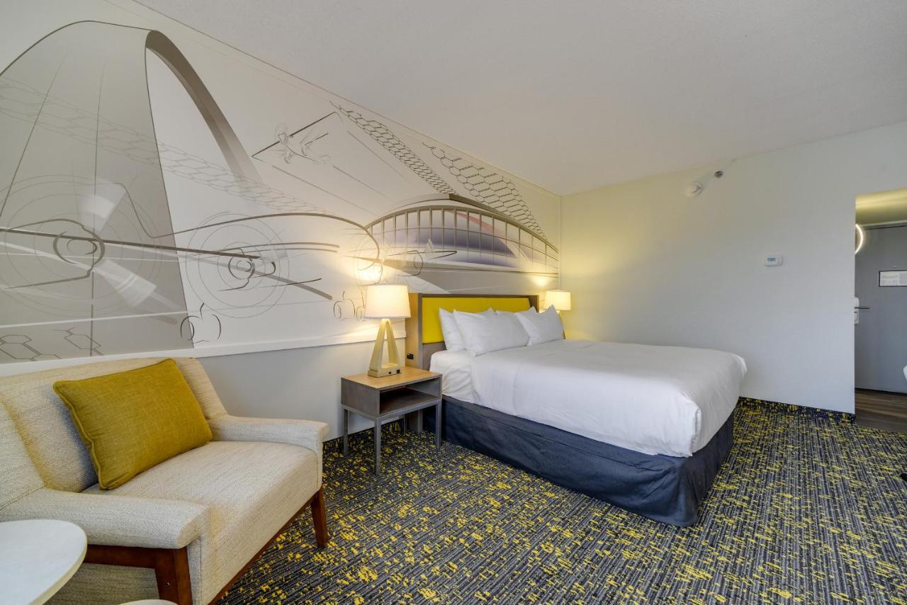 Saint Louis Airport Hotel Woodson Terrace Dış mekan fotoğraf
